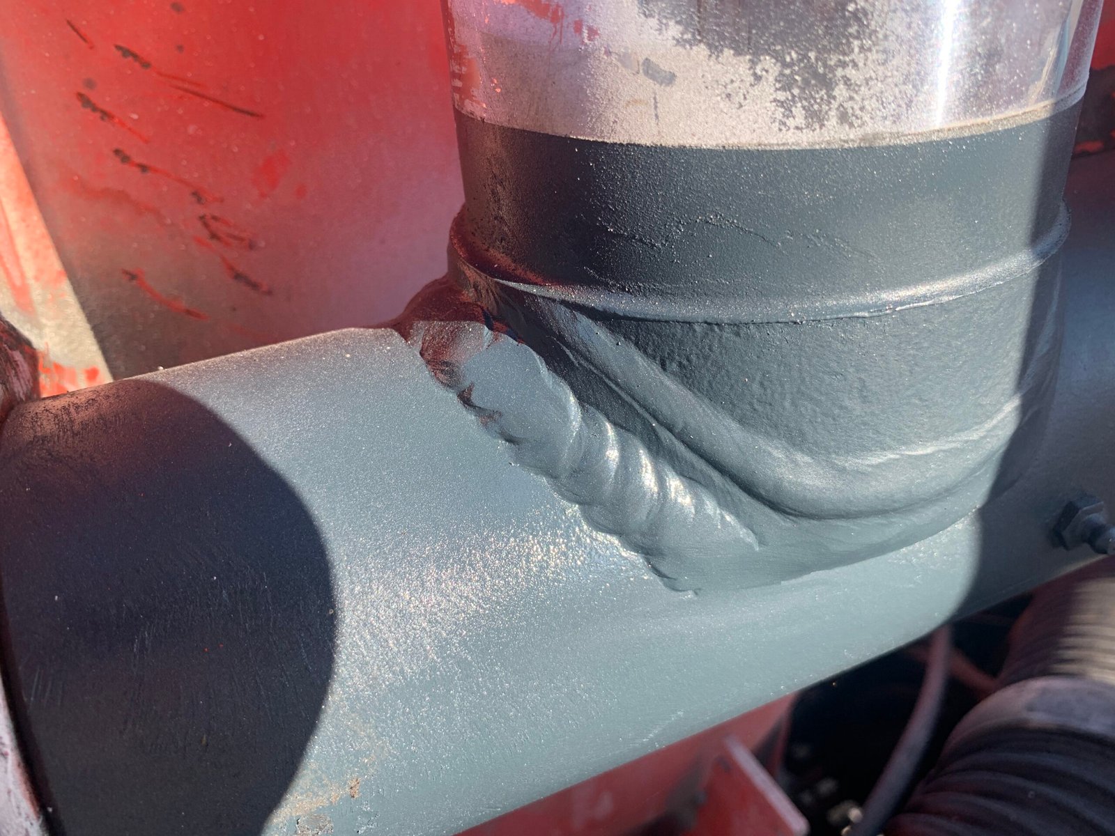 weld repaired following crack found on palfinger crane cylinder